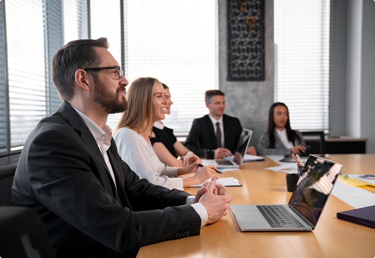 Adaptación tecnológica y transformación digital para empresas